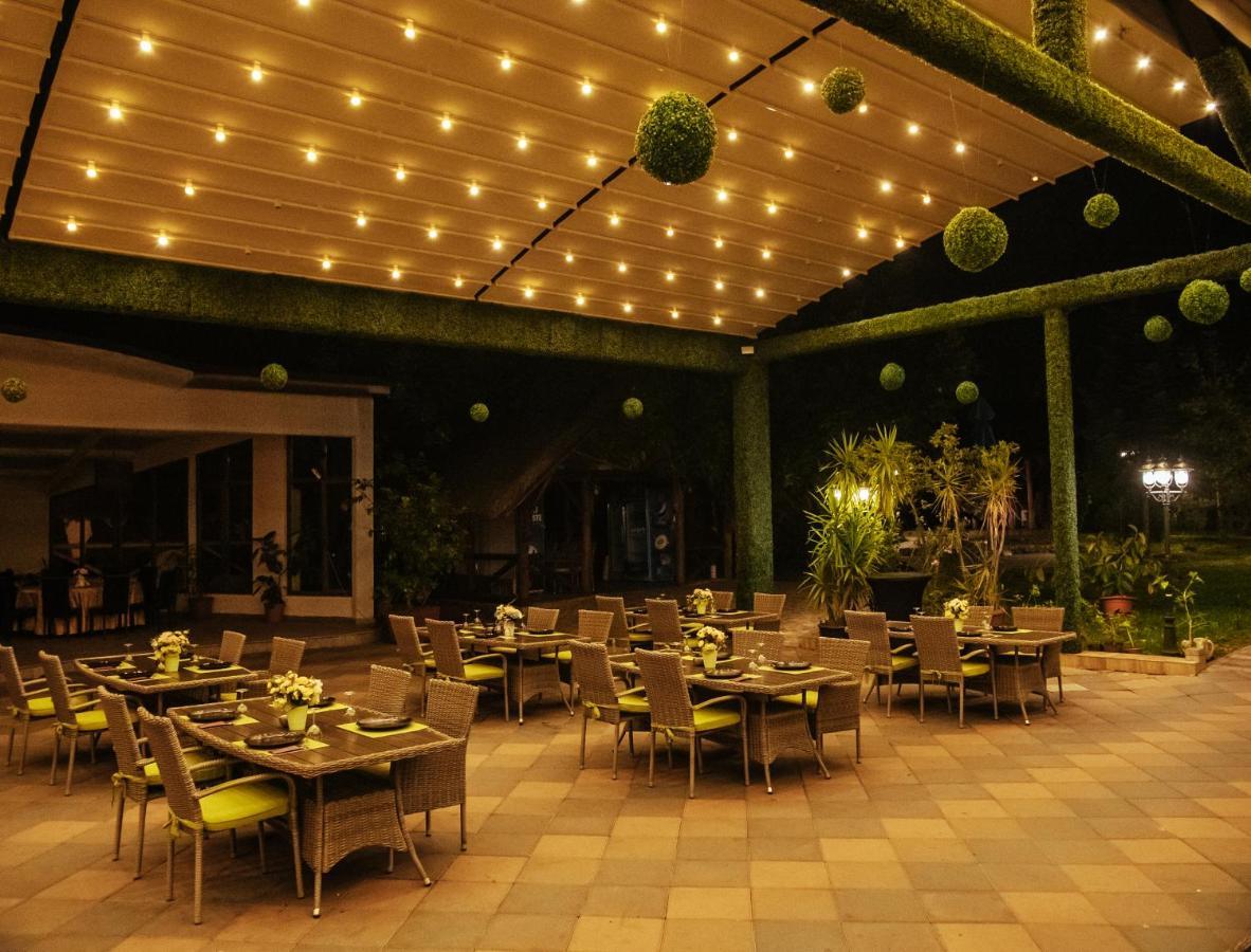 Hotel Restaurant Rustic Alexandria Buitenkant foto